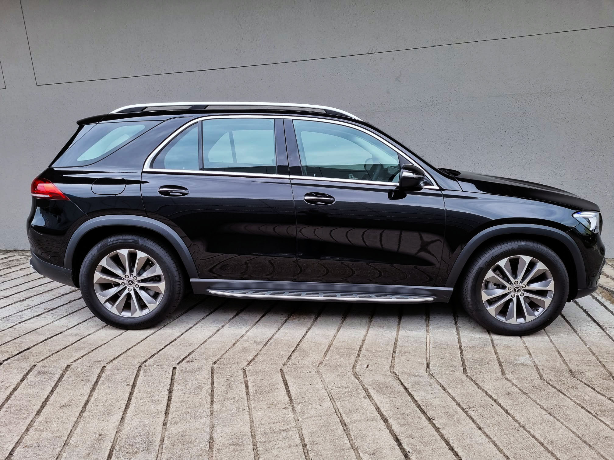 Car Pulse - Mercedes-Benz GLE-Class Mild Hybrid GLE450 Sport 4MATIC Luxury (A)